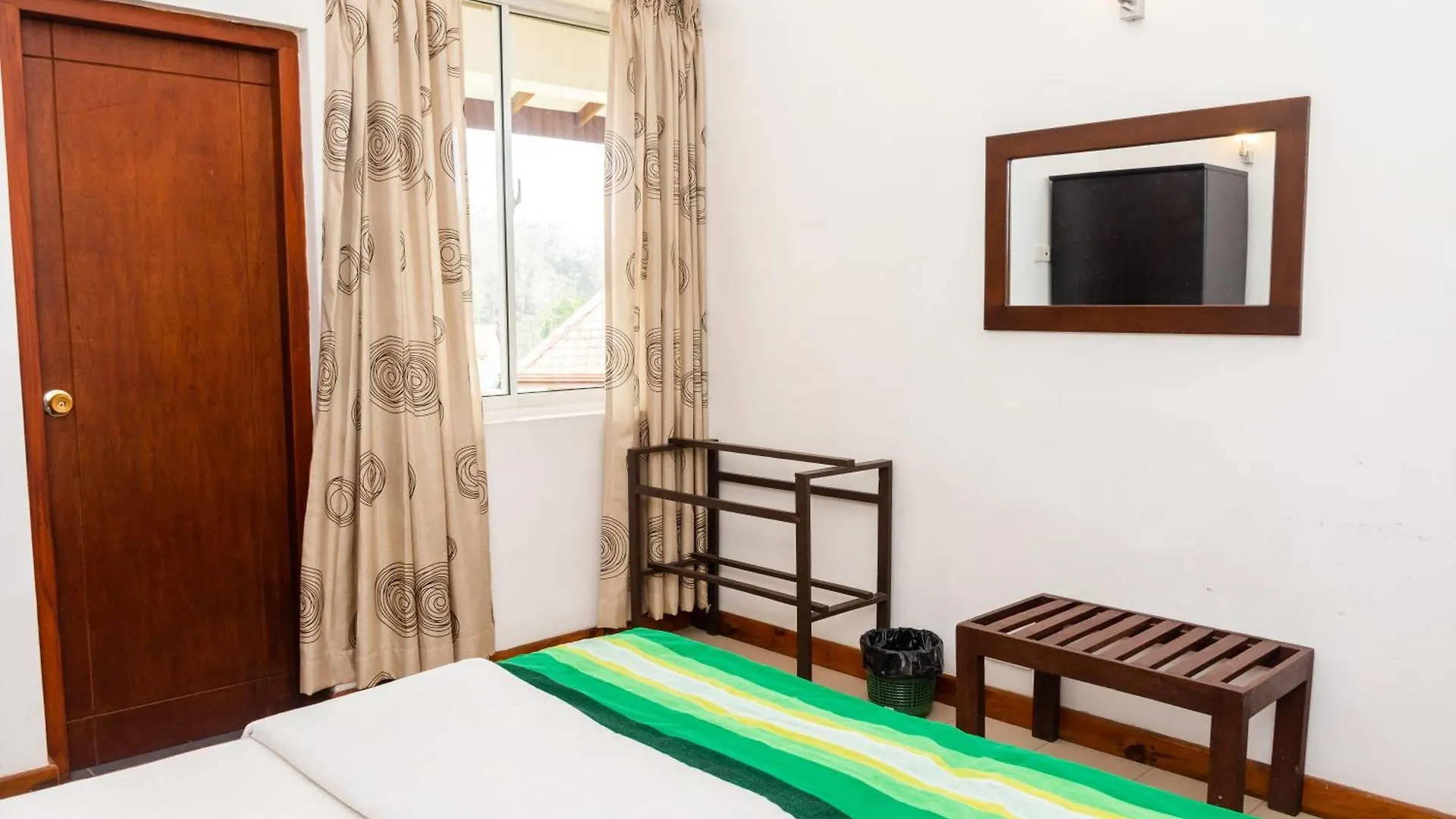 Tranquil Garden - Near Nuwaraeliya Town Bed & Breakfast Nuwara Eliya