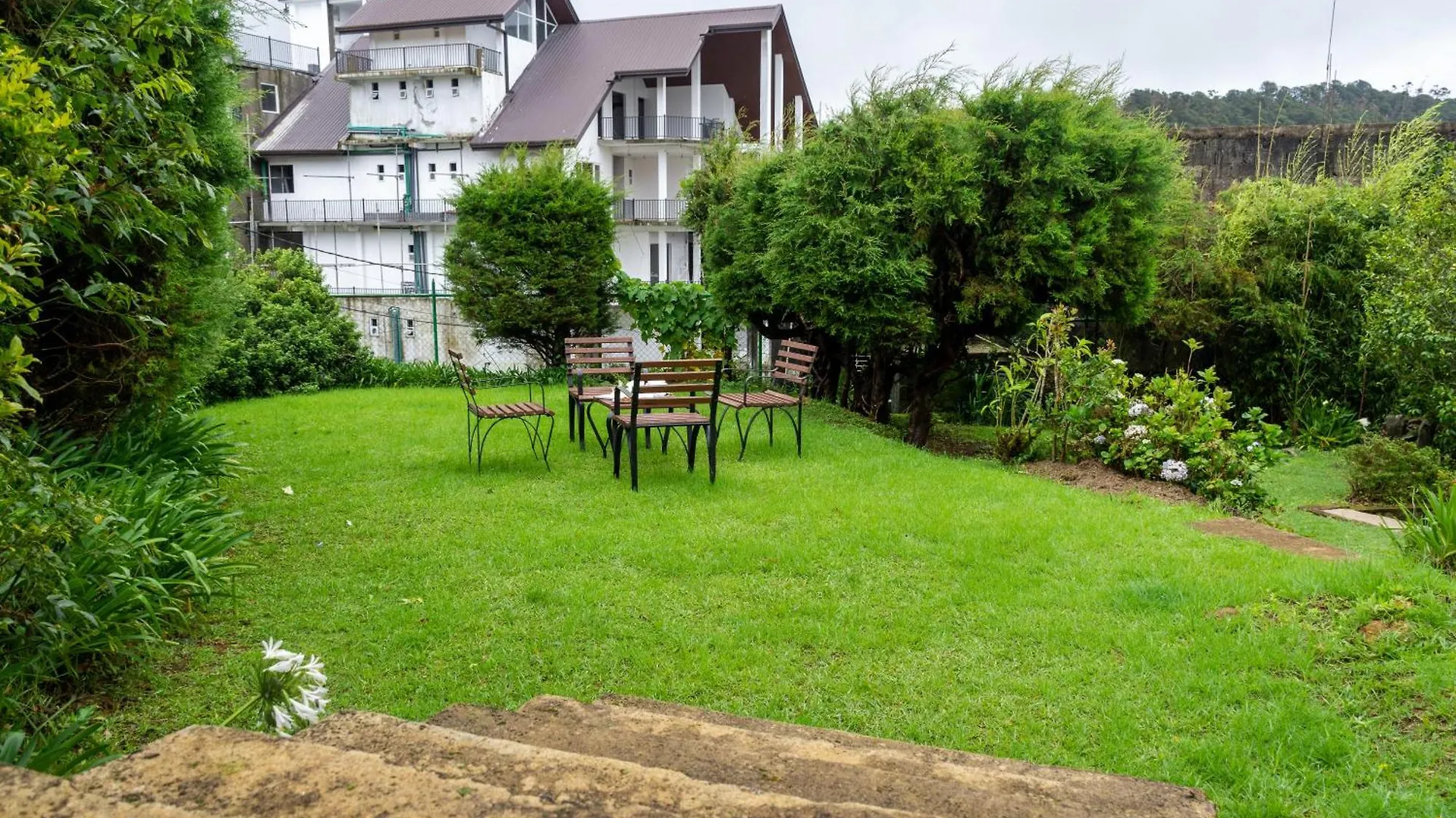 Tranquil Garden - Near Nuwaraeliya Town Bed & Breakfast Nuwara Eliya Sri Lanka